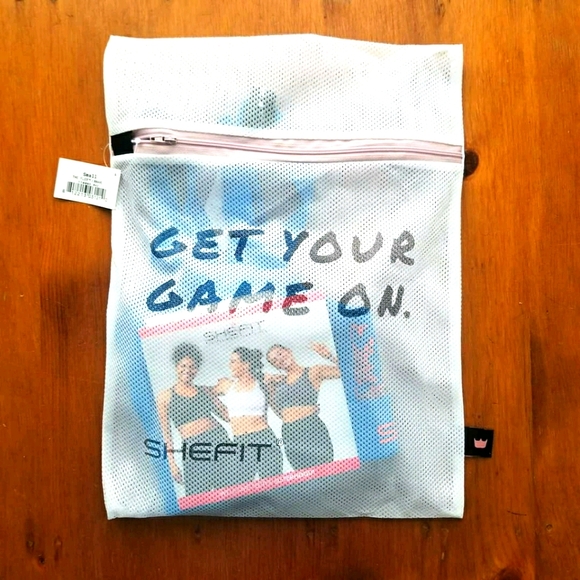 Shefit Sports Bra - Picture 4 of 6